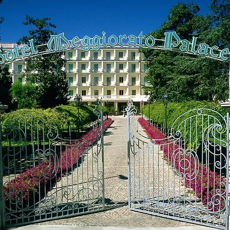 Palace Meggiorato 4*