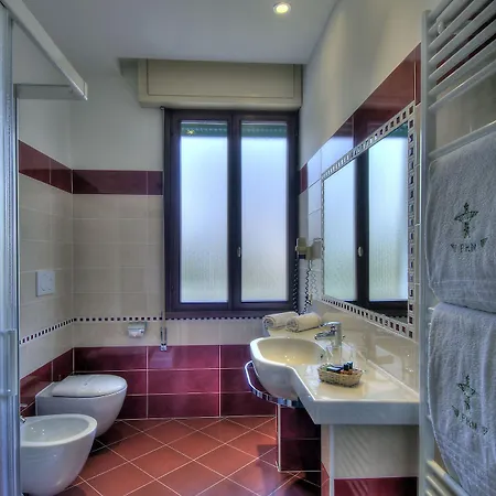 Palace Meggiorato Hotel 4*