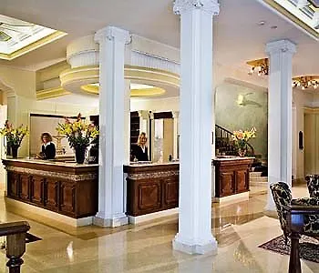 호텔 Palace Meggiorato