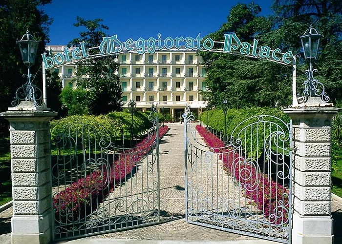 Palace Meggiorato 4*