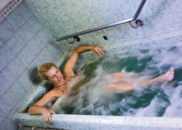 Palace Meggiorato Hotel 4*